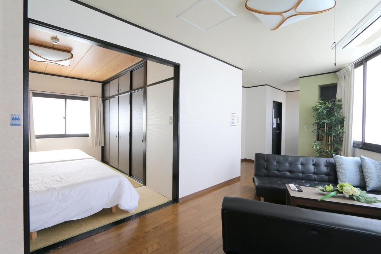 Liz3 Guest House Liz Nakazakicho โอซาก้า ภายนอก รูปภาพ