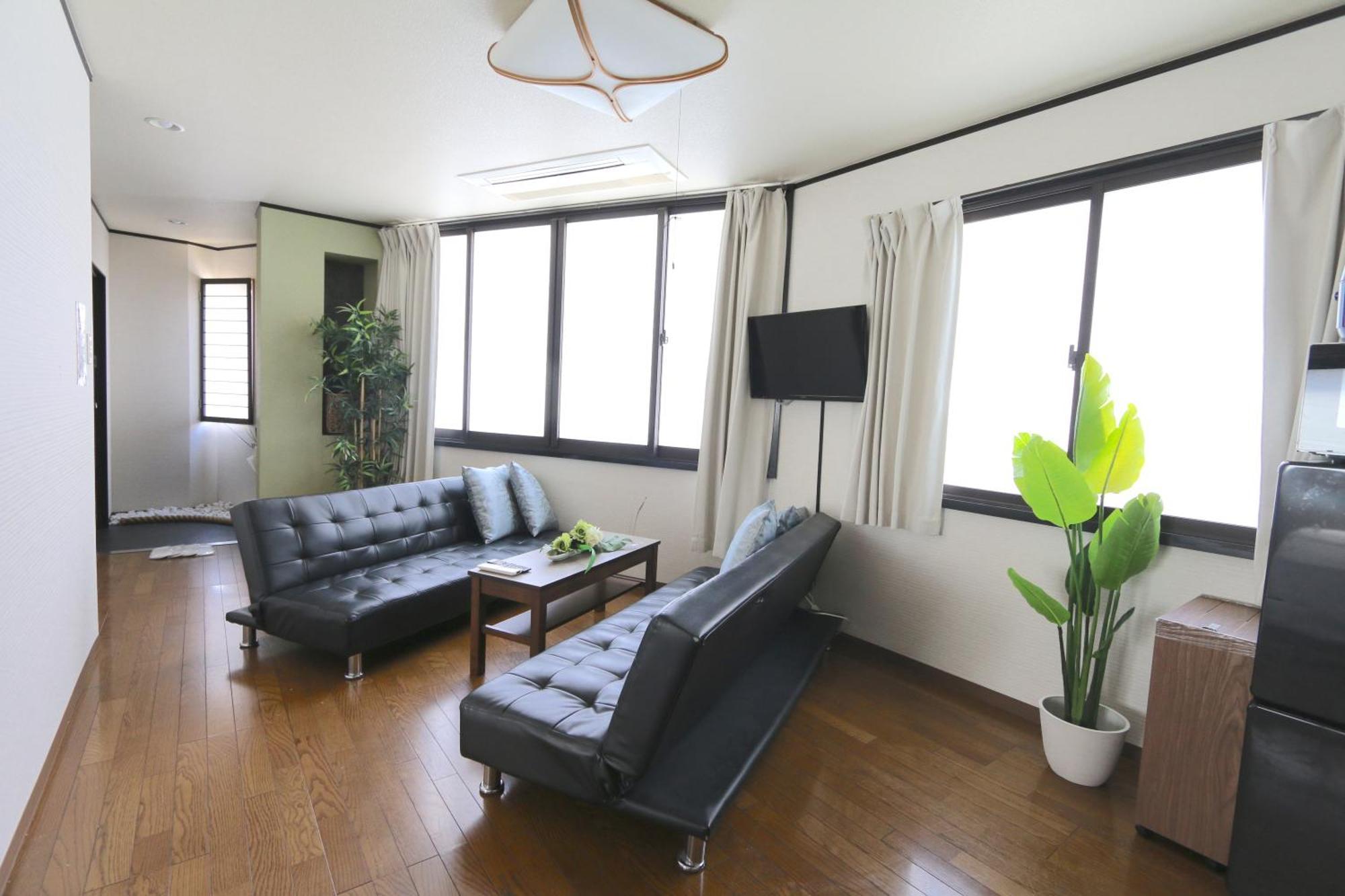 Liz3 Guest House Liz Nakazakicho โอซาก้า ภายนอก รูปภาพ