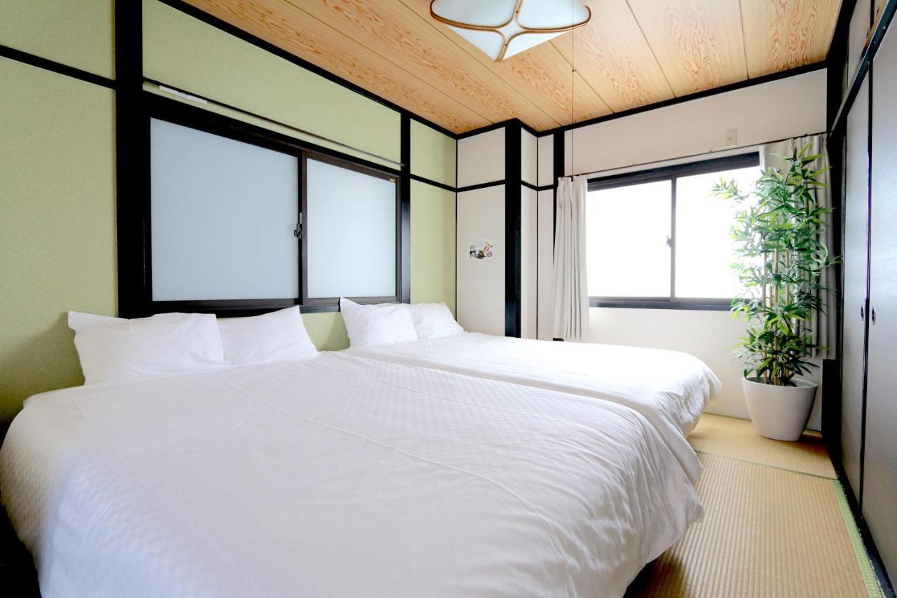Liz3 Guest House Liz Nakazakicho โอซาก้า ภายนอก รูปภาพ